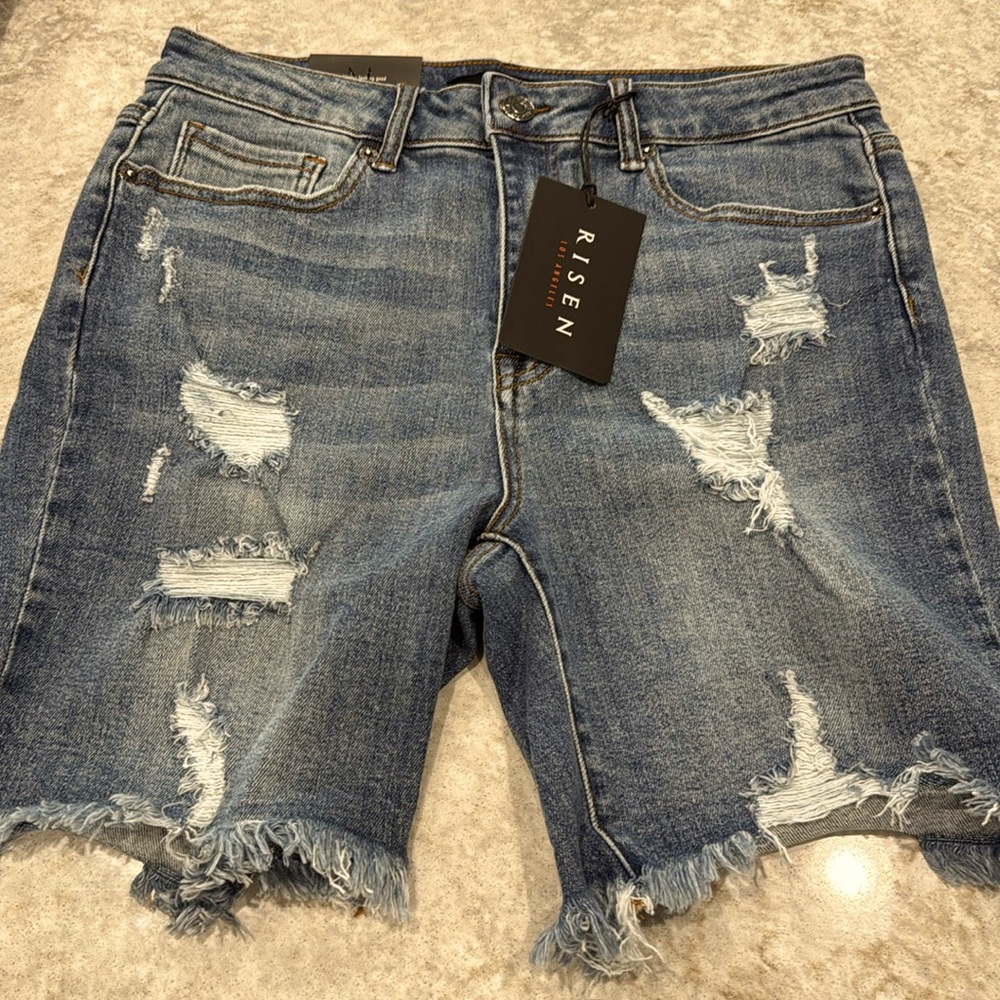NWT Risen shorts- sz large